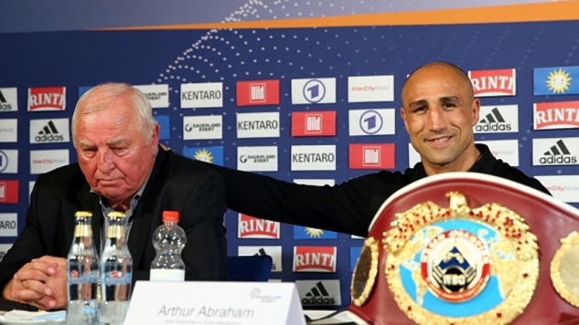 Abraham vs. Smith / zdroj foto: ARD.de, Boxingscene.com