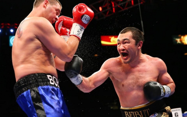 Šumenov vs. Thomas jr. / zdroj foto: Boxingscene, Ring