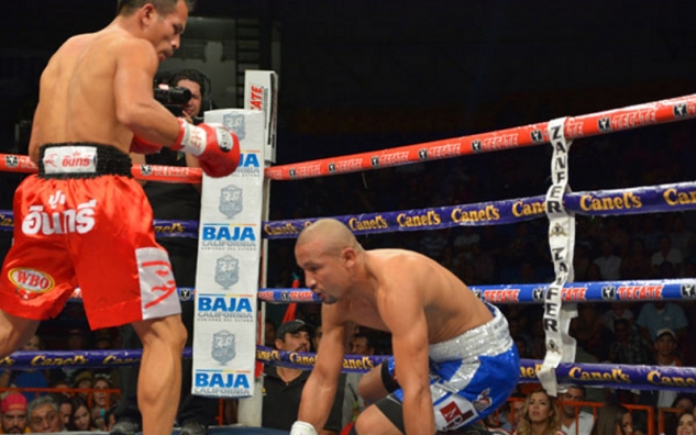 Salido vs. Kokietgym / zdroj foto: Boxingscene.com